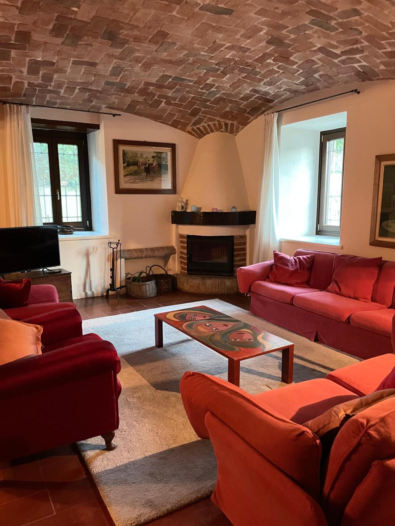 Casa Del Canta Borgomale Bagian luar foto